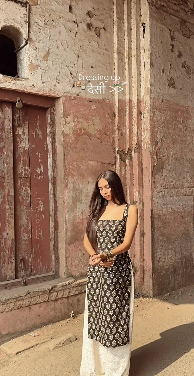 Women's Printed Straight Sleeveless Black Kurti - Ethnic Elegance with Modern Charm